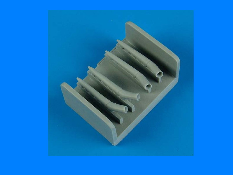 QB72382 Heinkel He 111H-3 exhaust 1/72